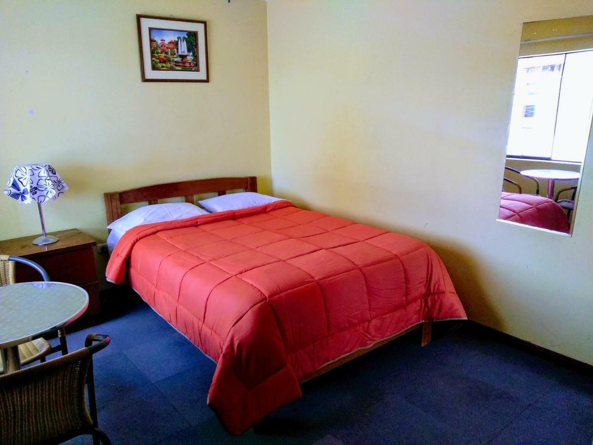 Casa Blanca Hospedaje Huamancaca Room photo