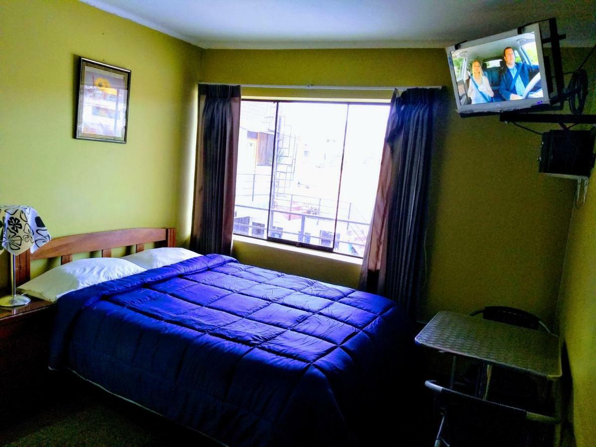 Casa Blanca Hospedaje Huamancaca Room photo
