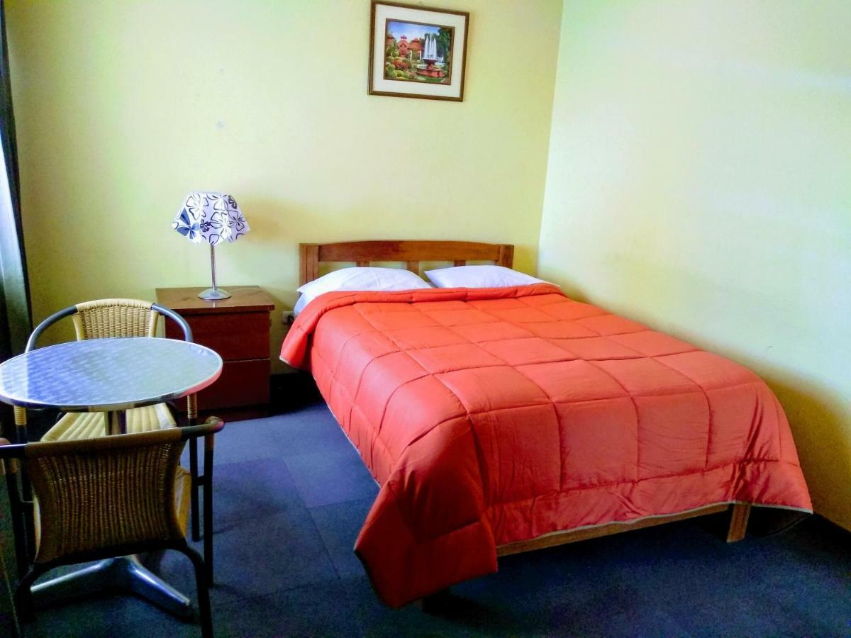 Casa Blanca Hospedaje Huamancaca Room photo